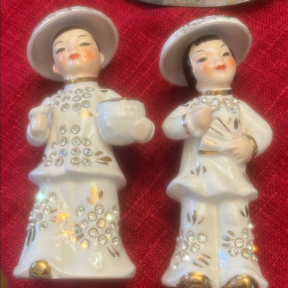 Lefton Geishas 1956 figurines set of 2